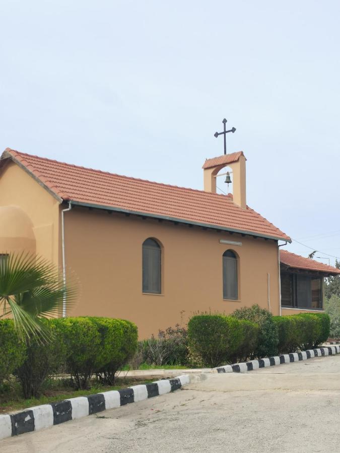 Madaba Camp Resort Экстерьер фото