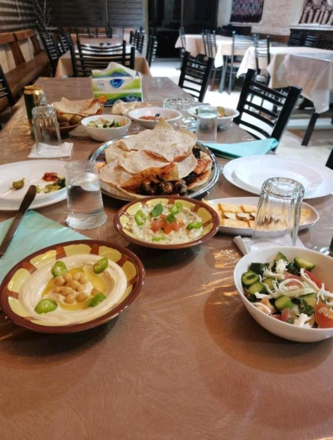 Madaba Camp Resort Экстерьер фото