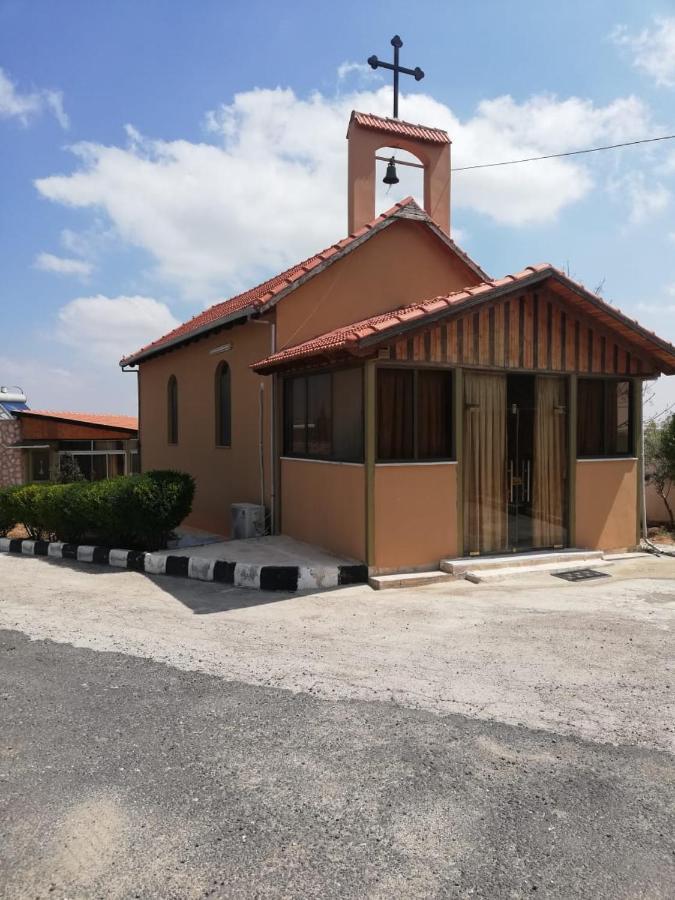Madaba Camp Resort Экстерьер фото