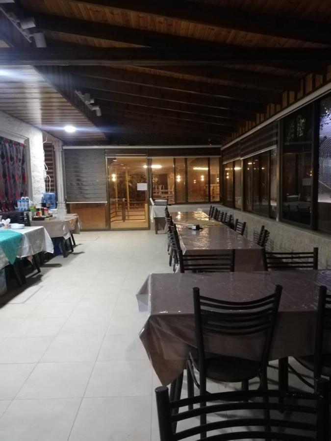 Madaba Camp Resort Экстерьер фото